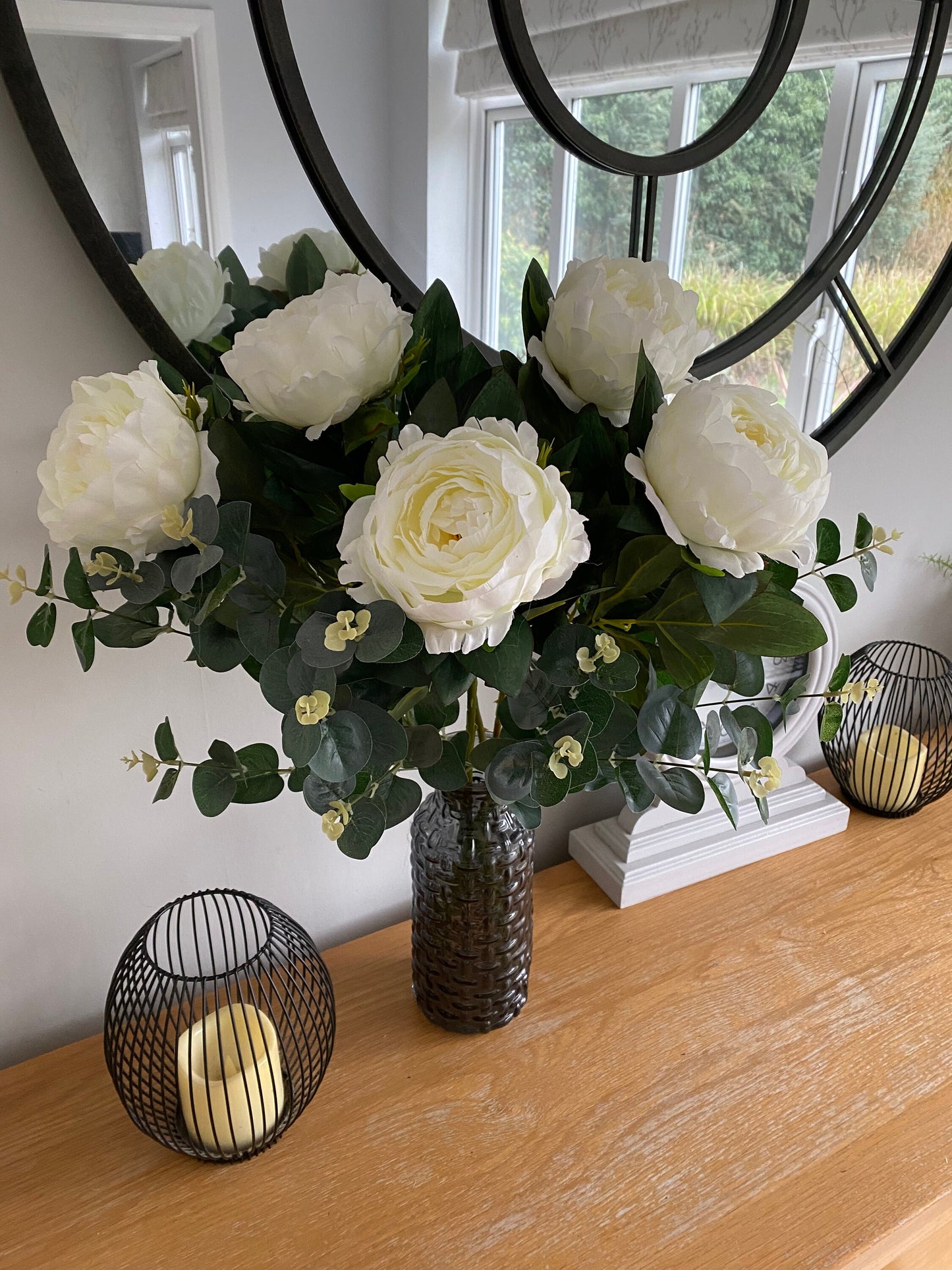 5 Cream Peonies & 5 Eucalyptus Stems
