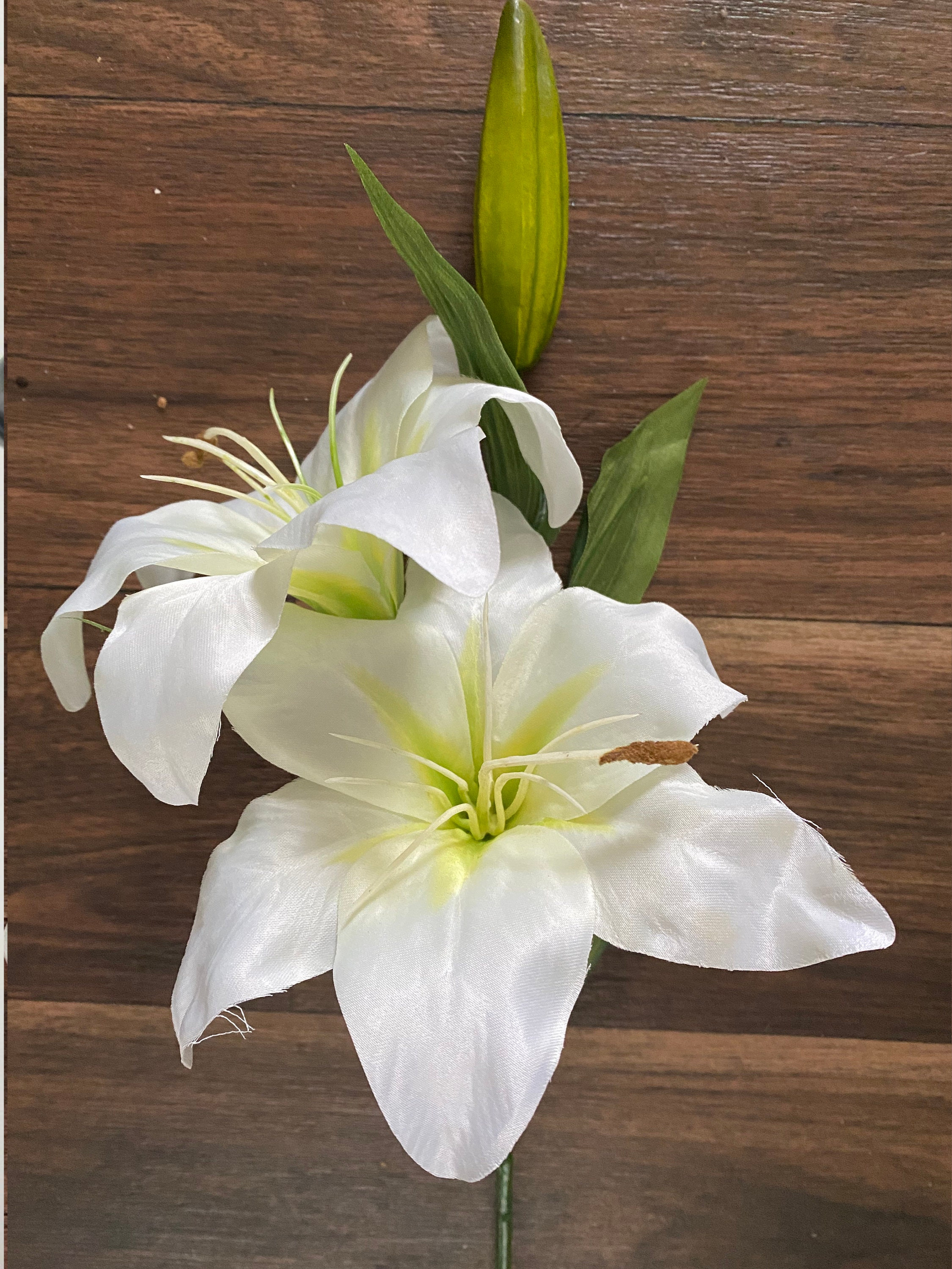 white silk lilies Artificial Silk Lilies x 4 stems 8 heads and 4 buds – TillyHallFlowers