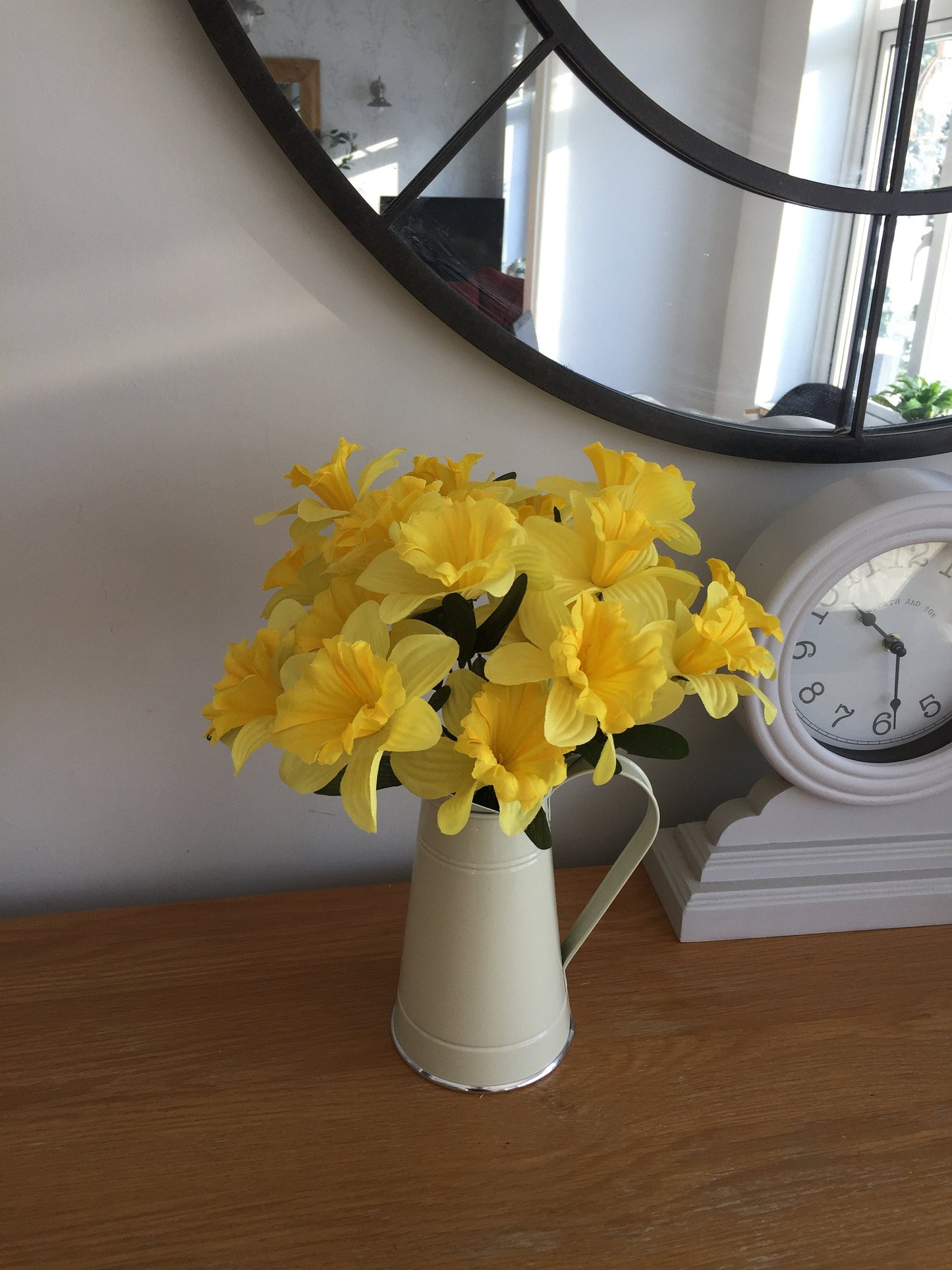 Faux Silk Daffodils 15 wired stems Easter Spring Flowers Free Postage