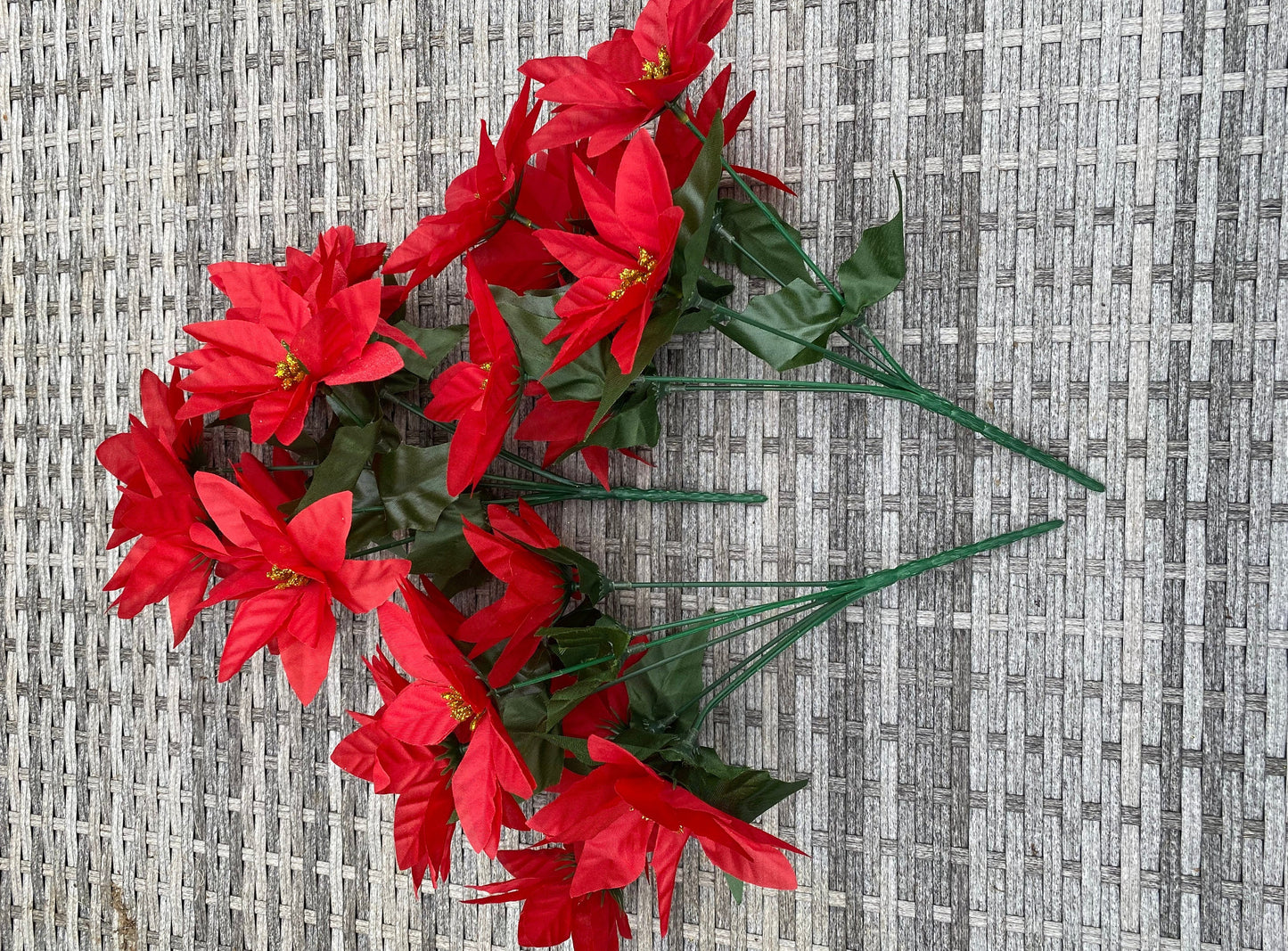 21 Head - 3  Bunches Artificial Red Poinsettias  Christmas Flowers 30 CM Length